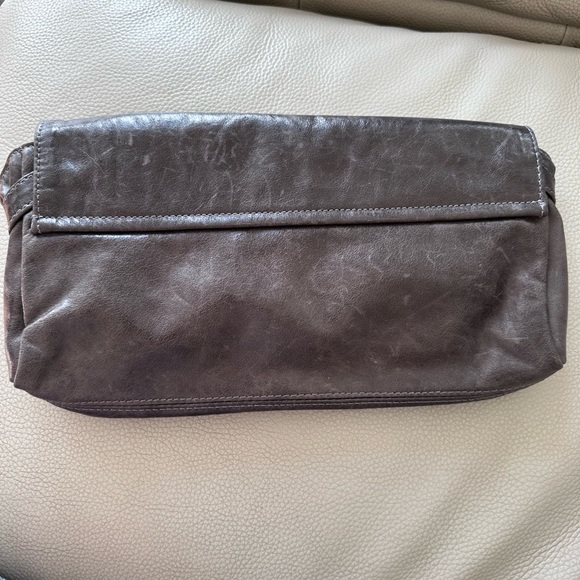 Rylie Malibu studded clutch - Picture 6 of 8